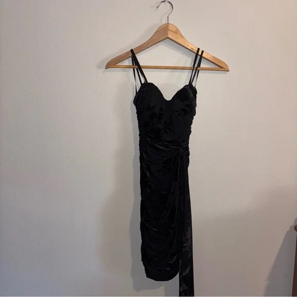 BCX Black Ruched Mini HOMECOMING/cocktail Dress Size XS - Picture 2 of 13